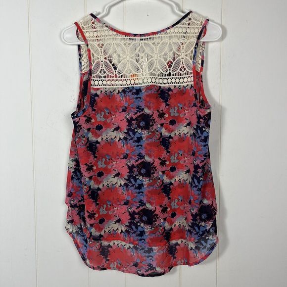 NWT Collective Concepts Women Sleeveless Top Medium Floral Multicolor Crochet - Picture 2 of 7